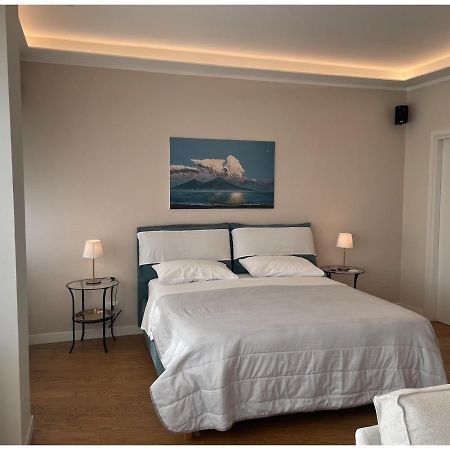 Aurelia'S Suite Napoli Exterior photo