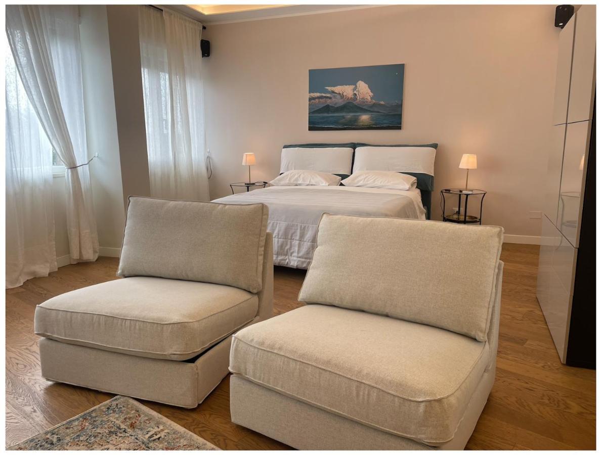 Aurelia'S Suite Napoli Exterior photo